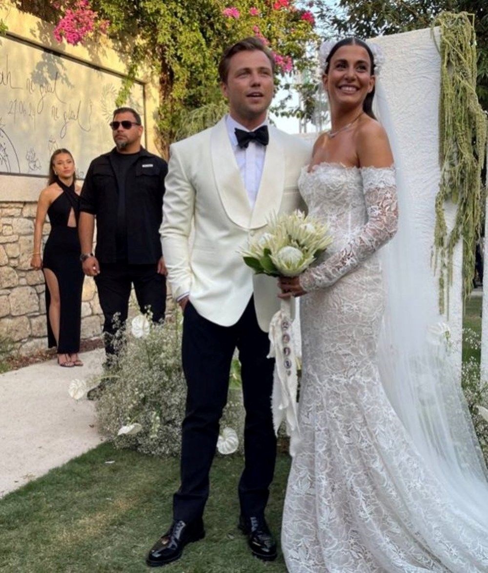 Oyuncu Tolga Sarıtaş baba oluyor - 4