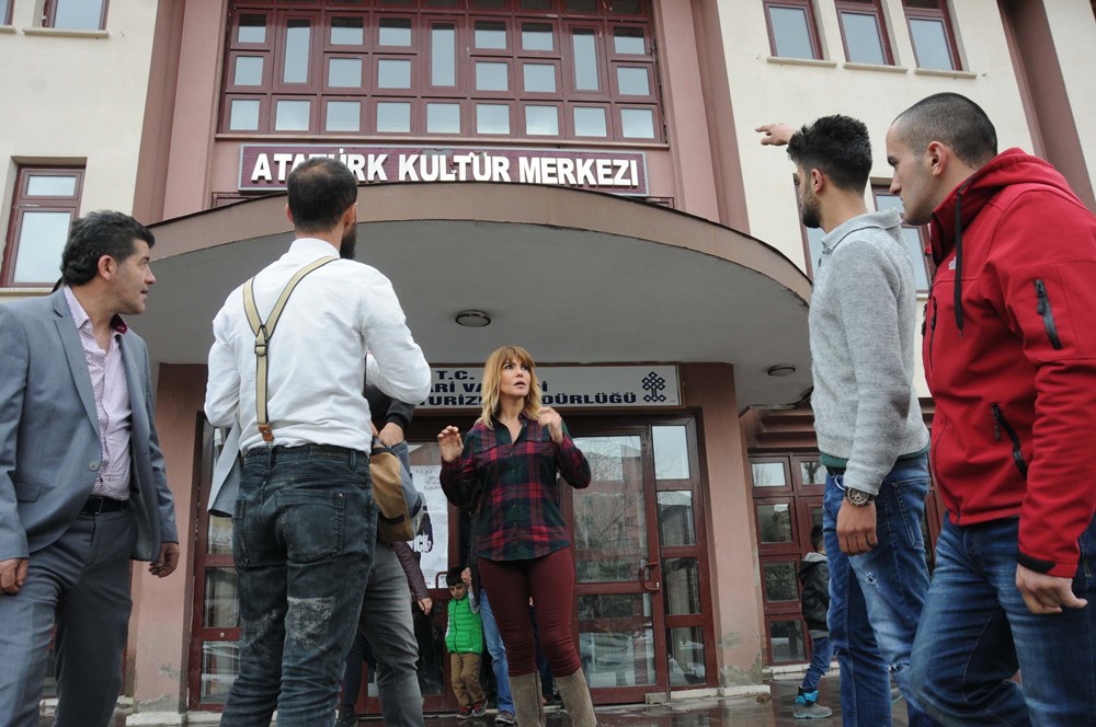 Gülben Ergen'den sürpriz ziyaret - 1
