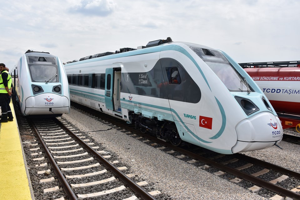 Ulaştırmada milli hamle: Demiryolu yatırımları yerli üretimle büyüyor - 1