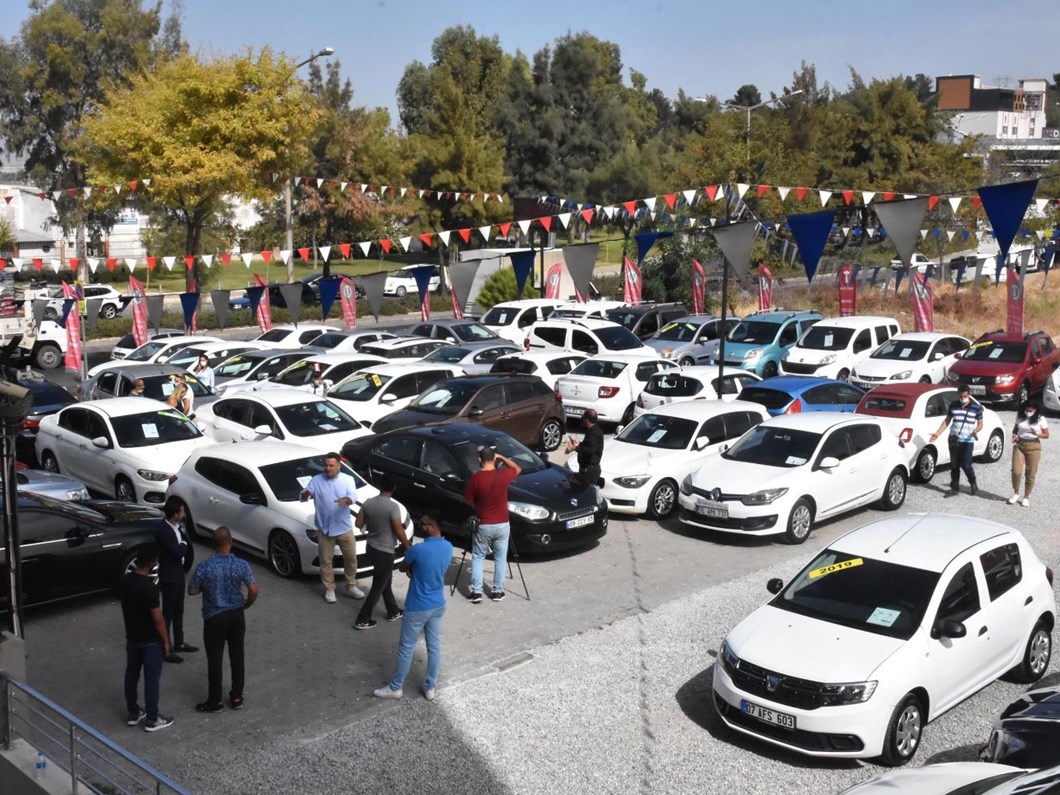 Sifir Otomobil Ikinci El Pazarinda Daha Pahaliya Satiliyor Ntv
