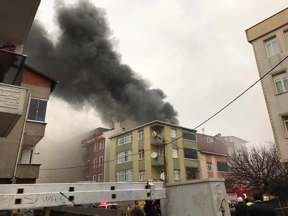 İstanbul'da tekstil atölyesinde yangın - 2