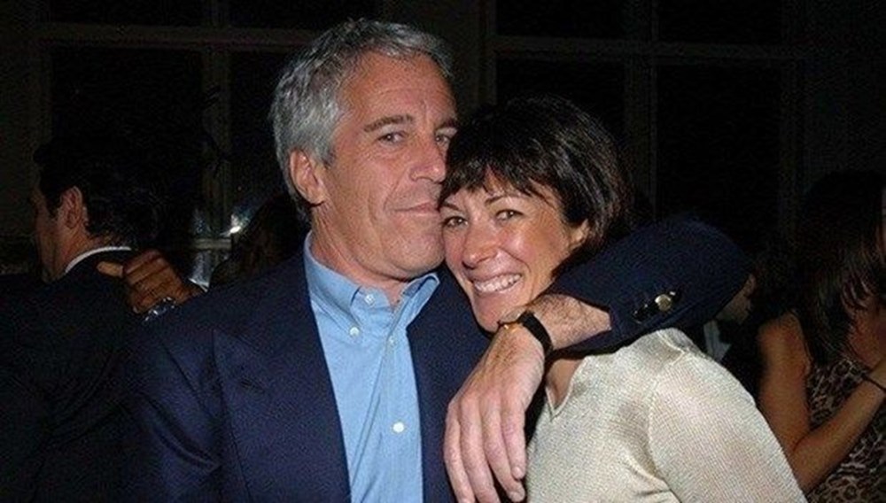 Ghislaine Maxwell'e kız kaçırma soruşturması - 1