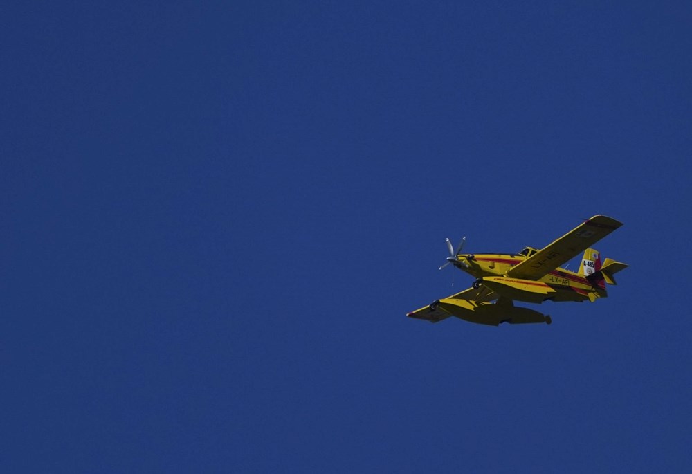 İzmir ve Antalya'da orman yangını: Çeşme'de otoyol kapandı, Lara'da alevler evlere yaklaştı, Ödemiş'te bir kişi can verdi - 6