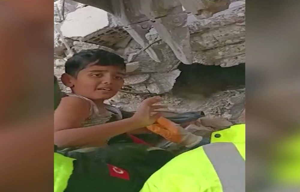 Mucize kurtuluşlar: Depremin 7. gününde arama kurtarma çalışmaları sürüyor - 7