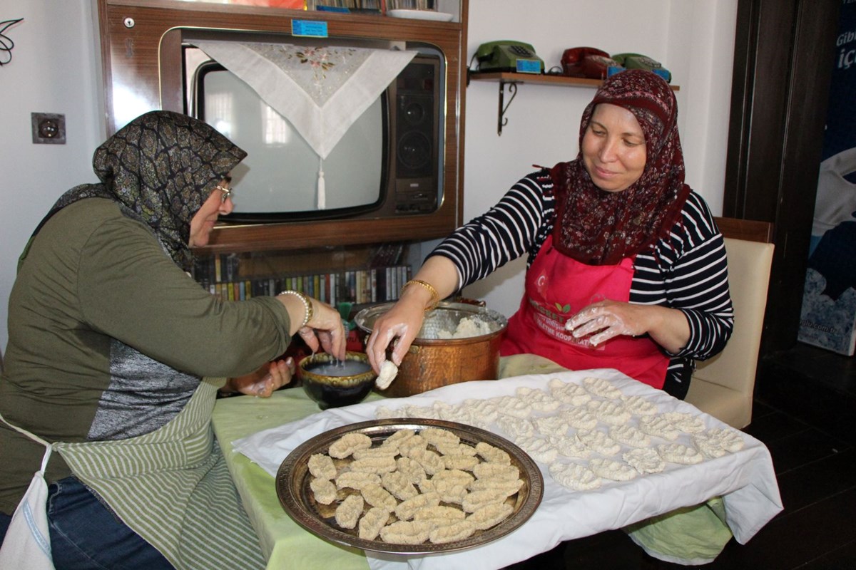 eGyrOpv2hkemYGPk7cbaqw.jpg