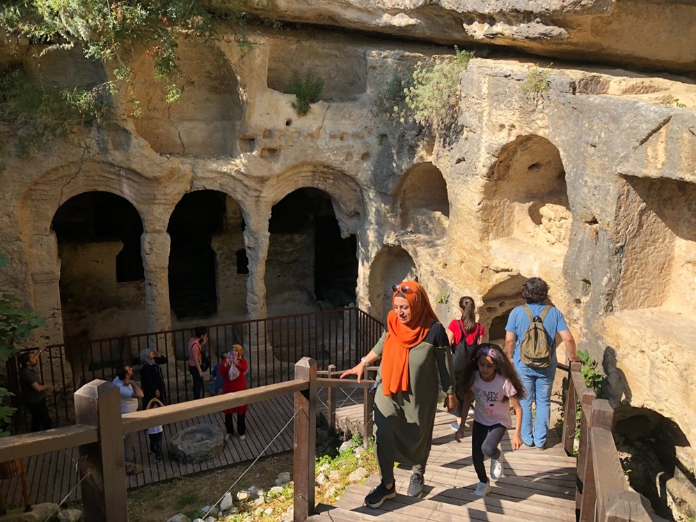 Bin esirin yaptığı mühendislik harikası 'Titus Tüneli'ne turist akını - 15