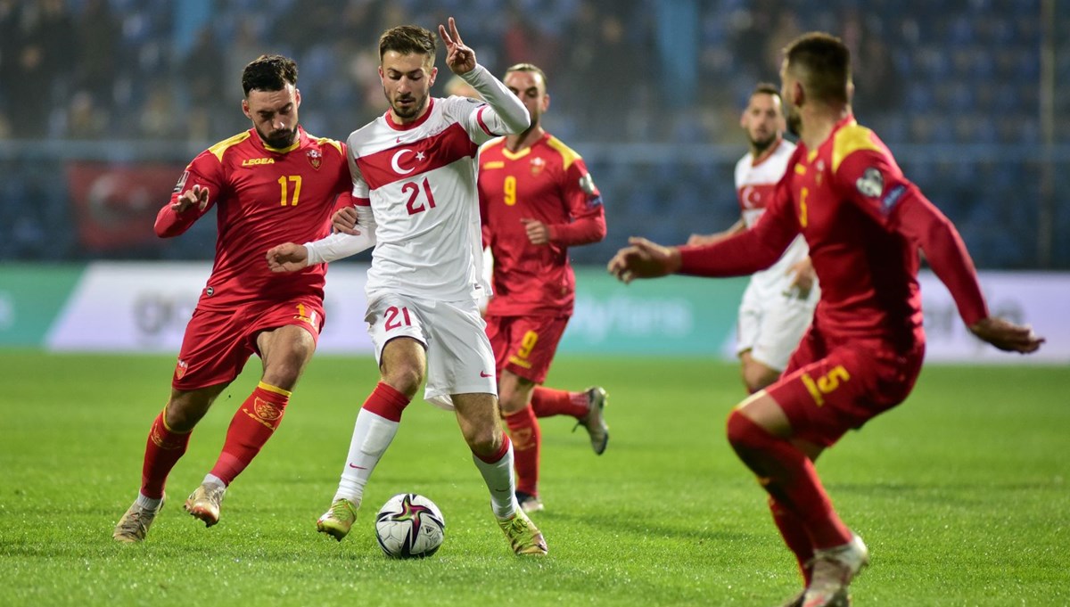 SON DAKİKA: A Milli Takım play-off'lara kaldı (Karadağ-Türkiye maç sonucu)