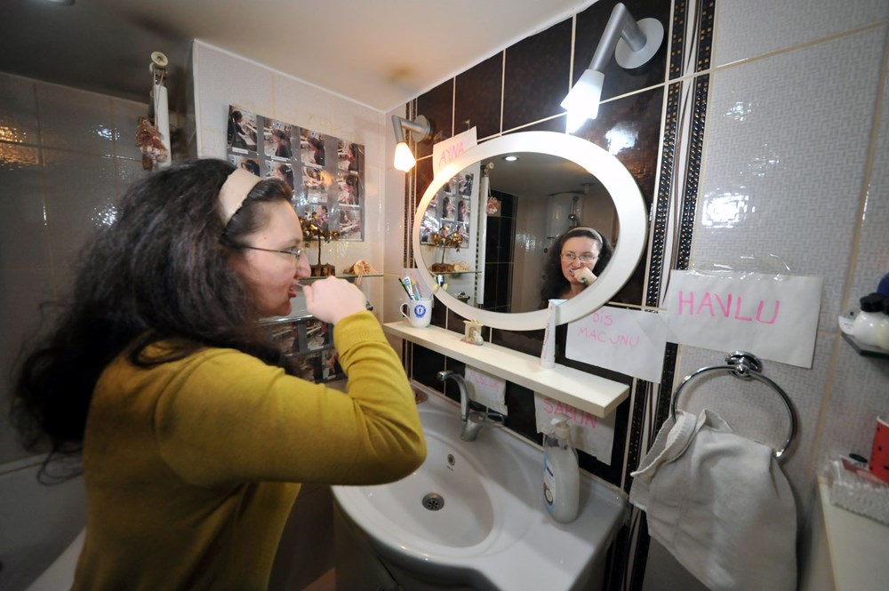 Bitkisel hayata girip hafızası silinen kızına, her şeyi yeniden öğretti - 5