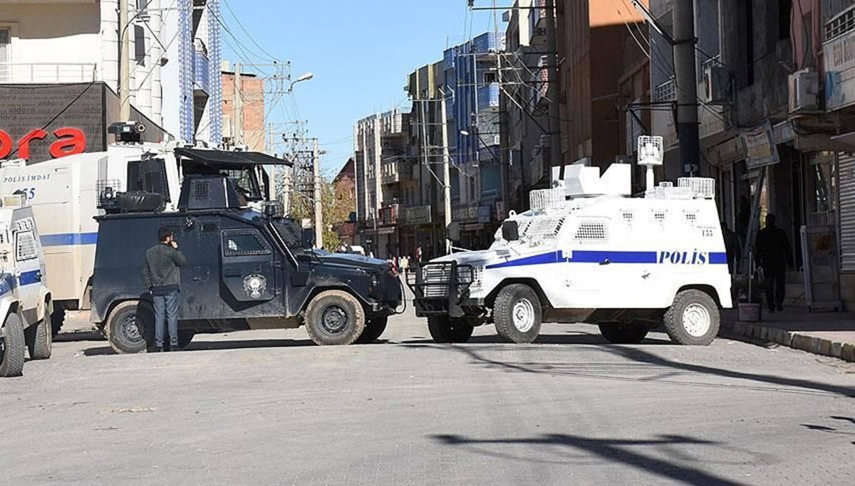 İki ilde toplantı ve gösteri yürüyüşlerine yasak İki ilde toplantı ve gösteri yürüyüşlerine yasak