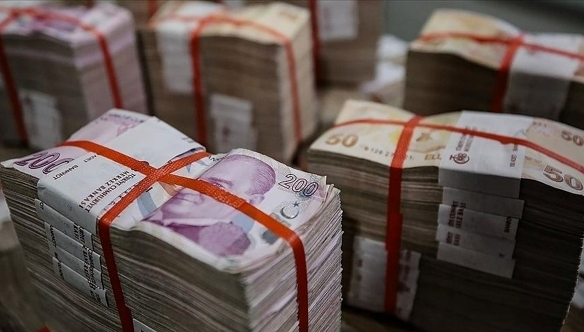 Bankacılık sektörünün mevduatı geçen hafta azaldı Bankacılık sektörünün mevduatı geçen hafta azaldı
