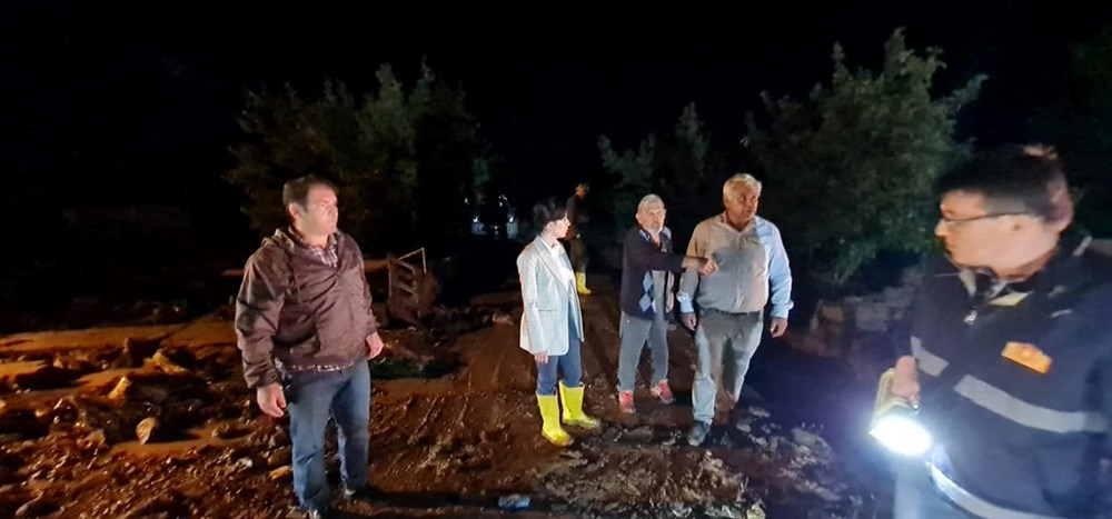 Dere taştı, evleri su bastı - 4