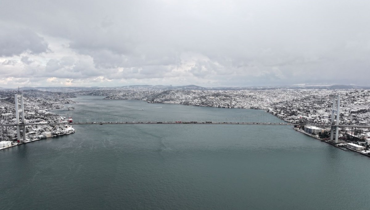 İstanbul'da kar etkisini artırdı: Şehir Hatları ikinci bir duyuruya kadar iptal