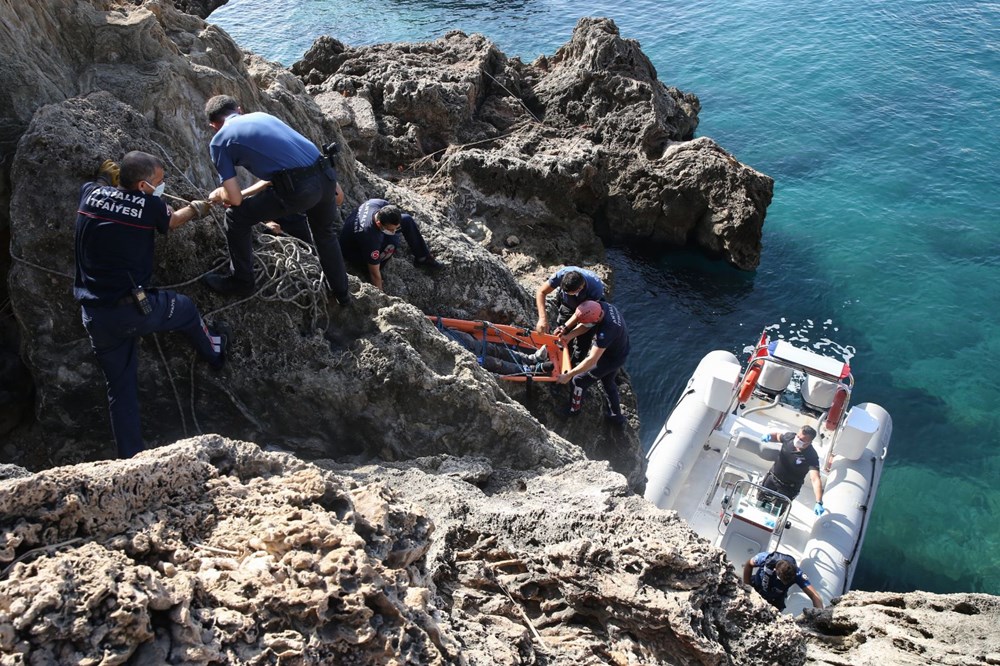 Antalya'da falezlerde can pazarı - 2