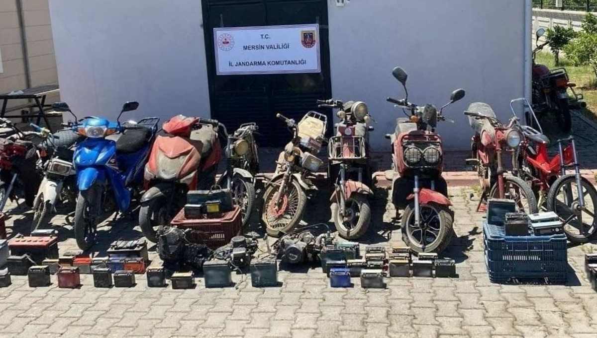Yediemindeki araçların satıldığı iddiasına 6 tutuklama Yediemindeki araçların satıldığı iddiasına 6 tutuklama