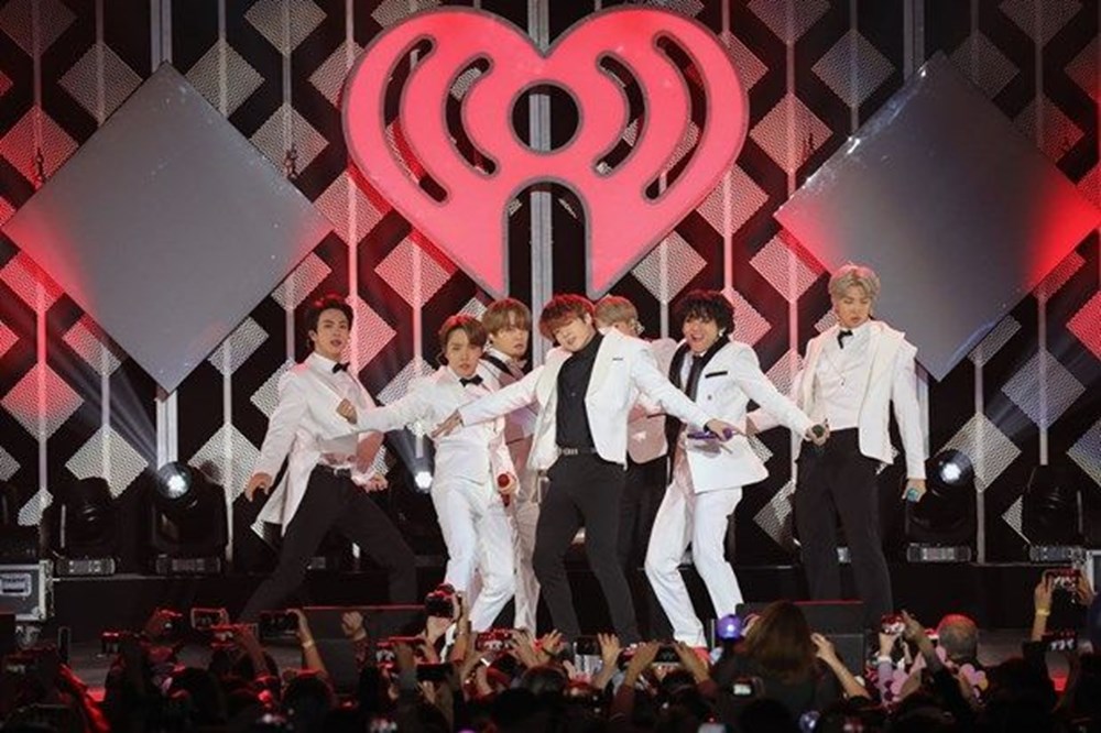 BTS yeni şarkısı Dynamite'la rekor kırdı: Yarım saatte 12 milyon izlenme - 5