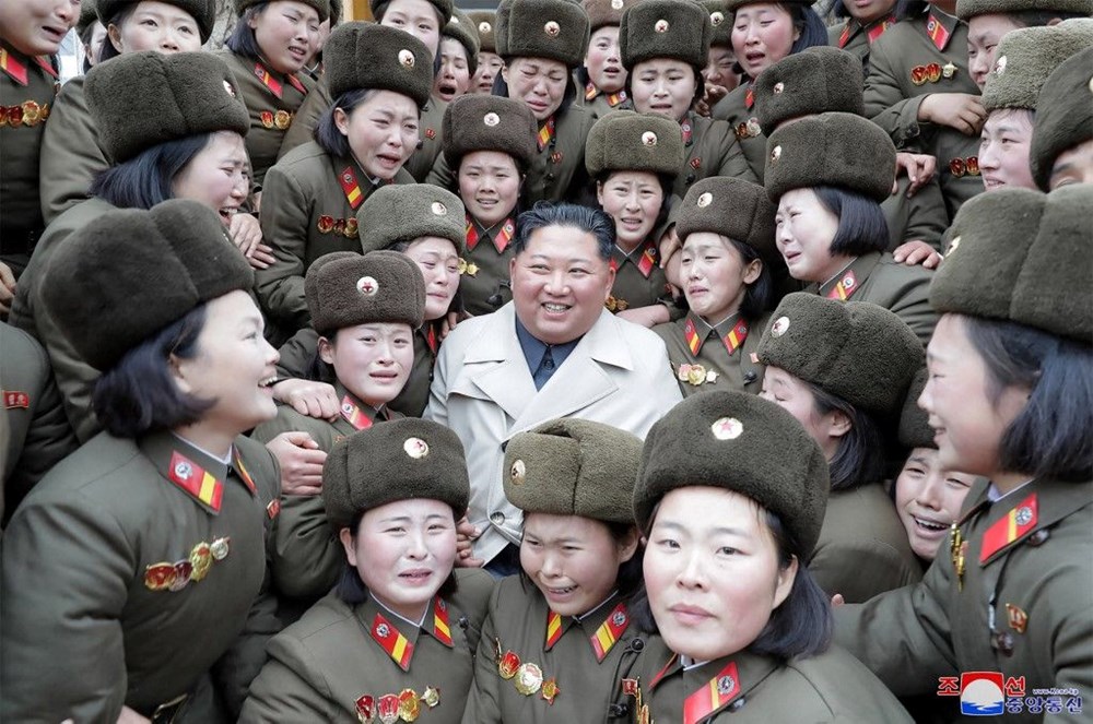 Kim Jong-Un hakkında şok iddia: Her yıl "Zevk Takımı" için 25 bakire kız seçiyor - 3