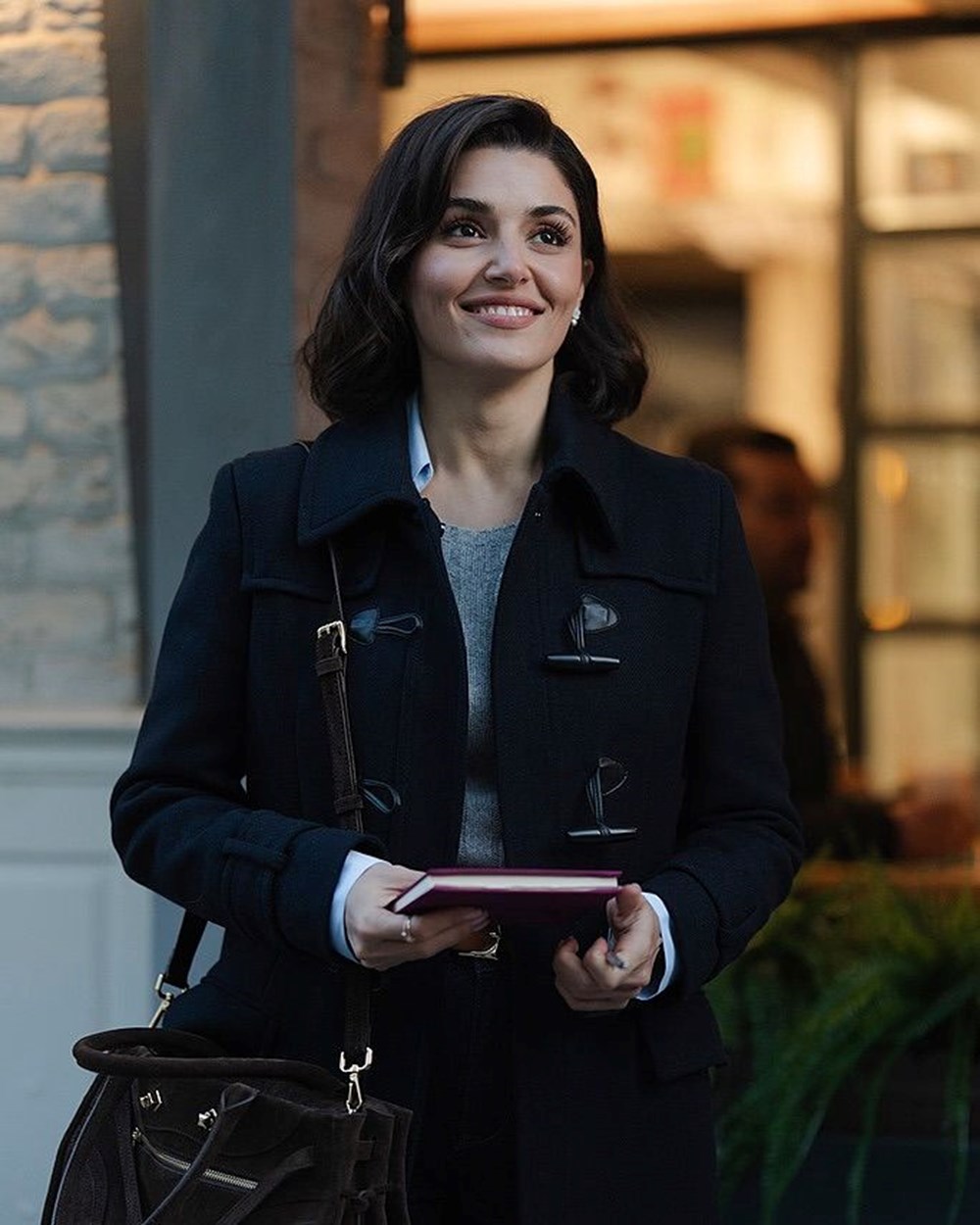 Hande Erçel hikayesini yazdı: İki Dünya Bir Dilek filminden ilk kareler - 4