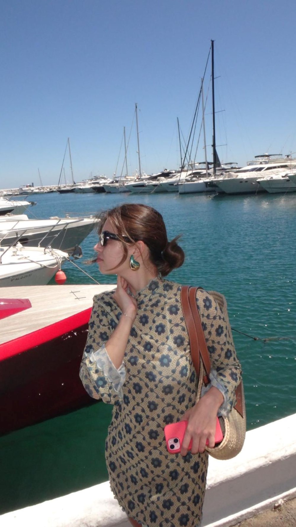 Yalı Çapkını'nın yıldızı Afra Saraçoğlu'ndan tatil pozu - 2