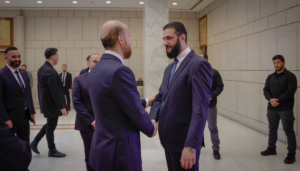 Bilal Erdoğan Şam'da: Suriye Lideri Şara ile Emevi Camii'ni ziyaret etti Bilal Erdoğan Şam'da: Suriye Lideri Şara ile Emevi Camii'ni ziyaret etti