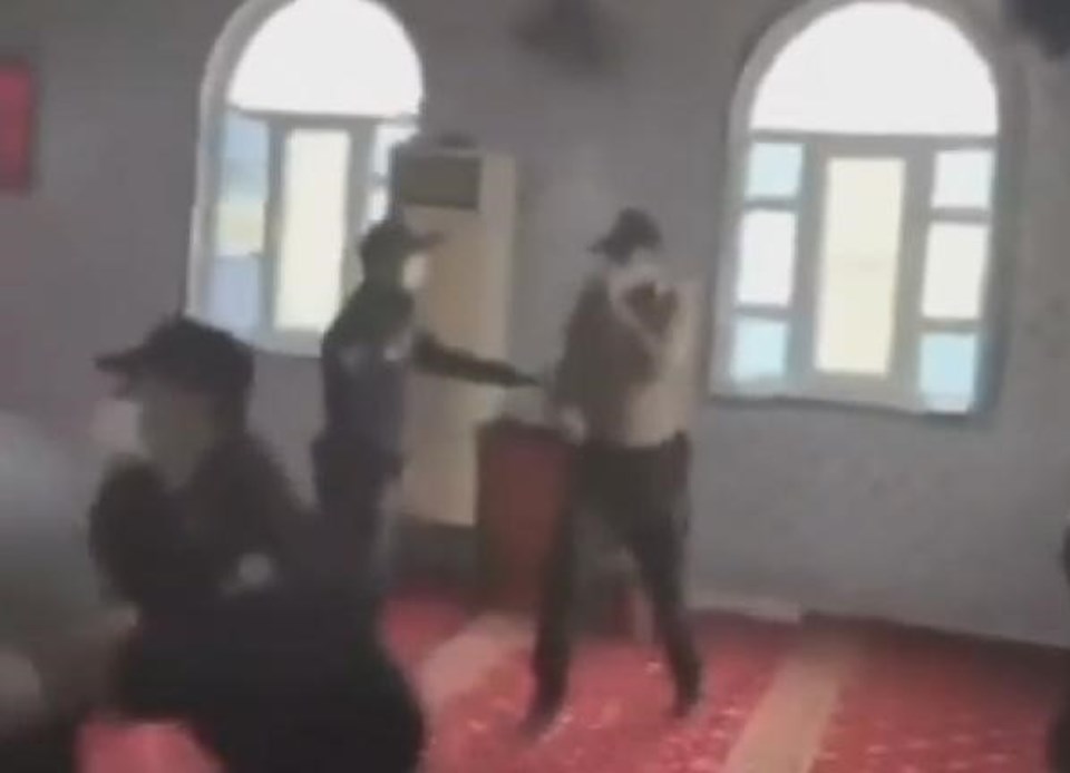 Gaziantep'te 3 camide sivil itaatsizlik eylemi başlatıldı: 76 kişi gözaltına alındı - 4