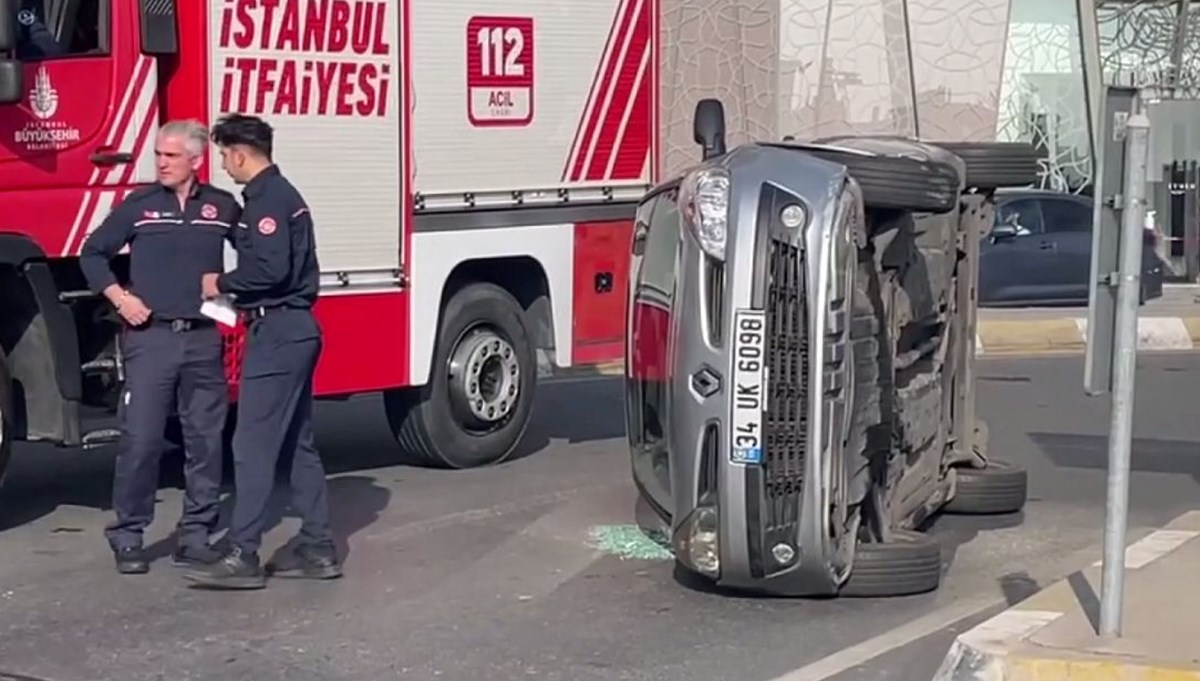 Otomobil yol verme tartışmasında devrildi