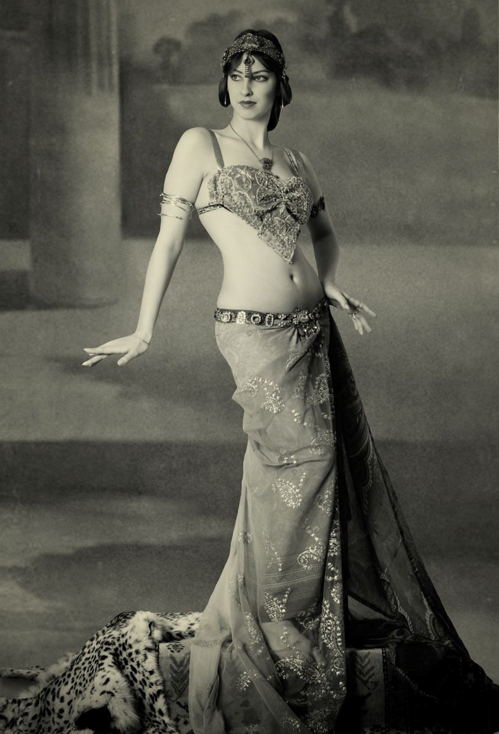 Ukraynalı genç kadın flört ederek Rus askerlerinin yerlerini tespit etti: Modern Mata Hari'nin hikayesi - 8