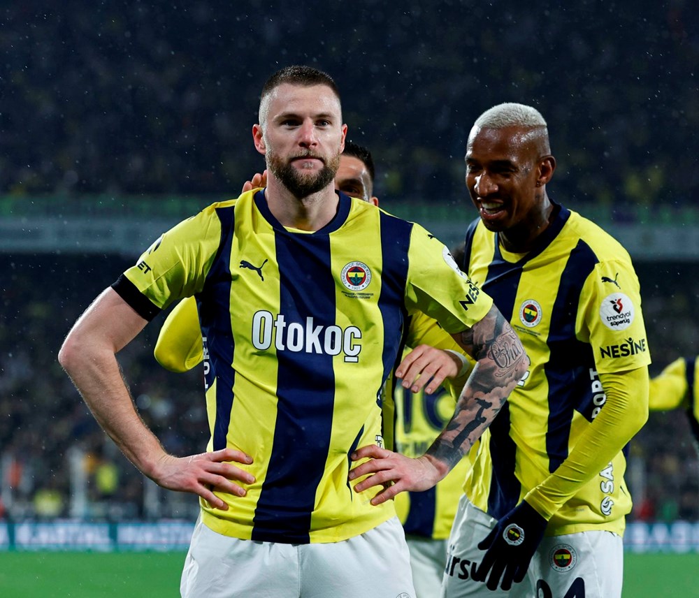 Fenerbahçe taraftarının beklediği haberi verdi: "Sezon bitince oturacağız" - 3