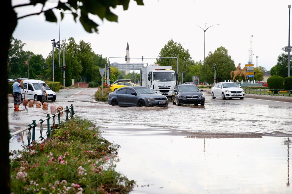 Eskişehir, Bilecik ve Bursa'yı sağanak vurdu: Bir kişi yaşamını yitirdi - 3