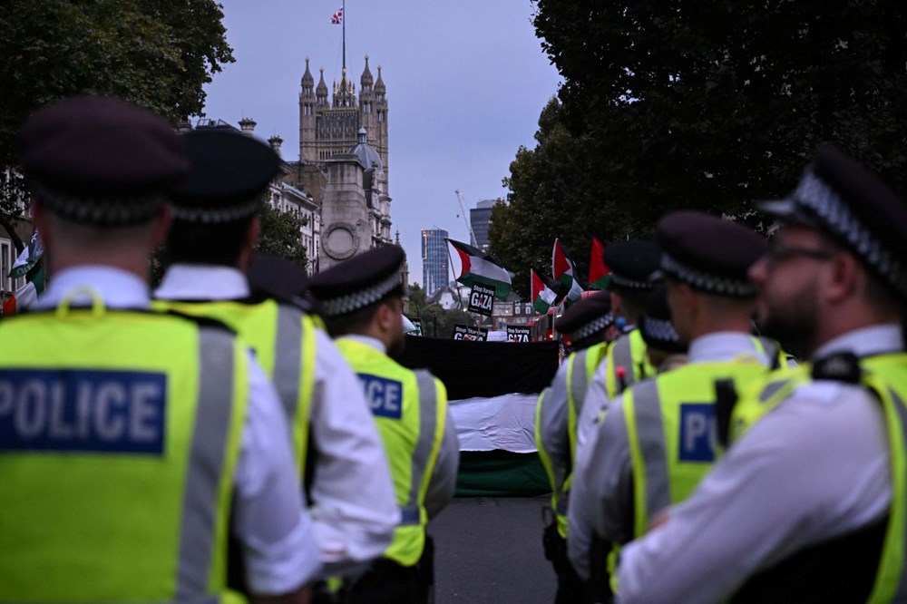 Avrupa Gazze için ayakta: Polis yüzlerce kişiyi gözaltına aldı - 3