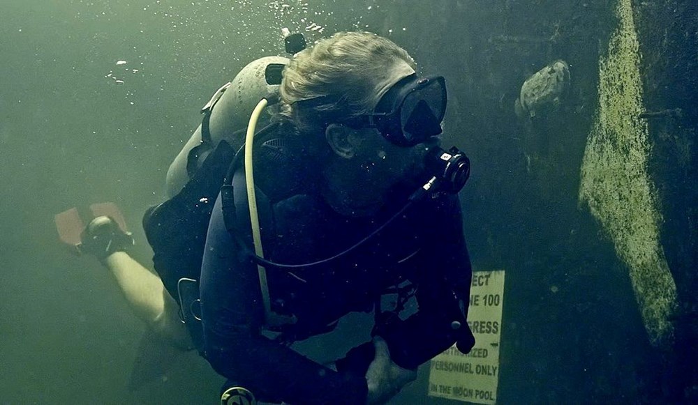 Yaşlanmayı tersine çevirmek mümkün mü? 100 gün suyun altında yaşadı, 20 yıl gençleştiğini iddia etti - 2