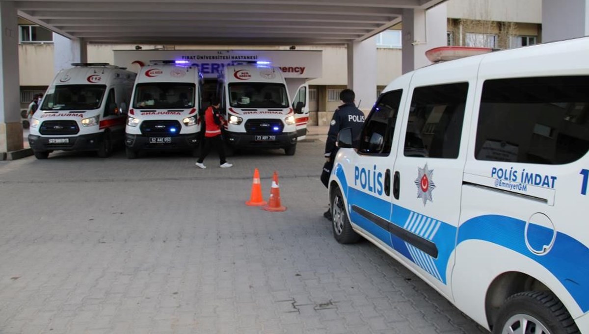 Elazığ’da kıraathaneye silahlı saldırı: 2 yaralı