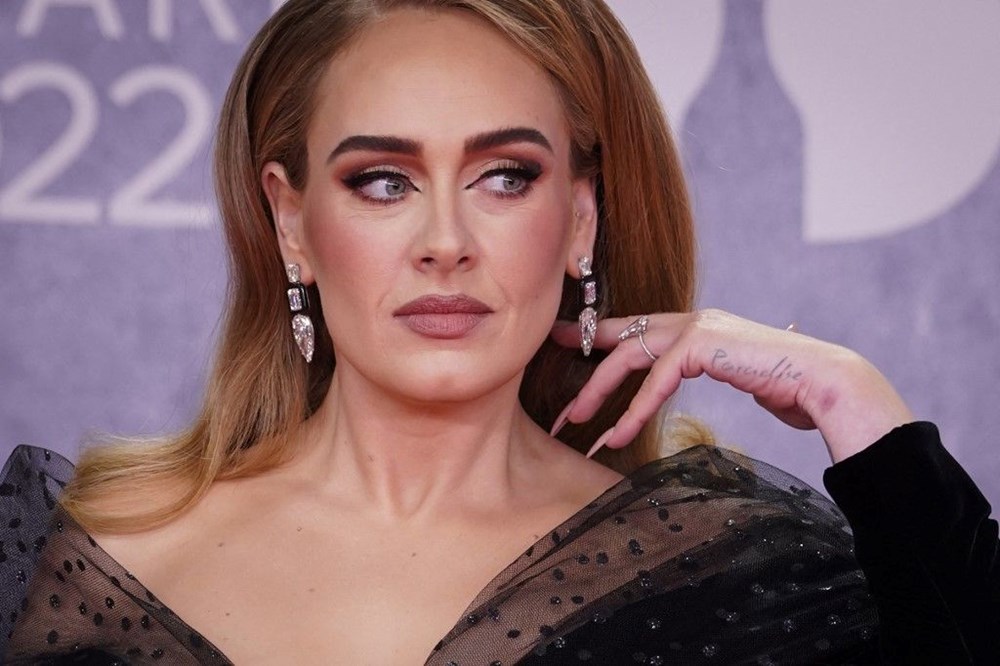 Adele: Günde beş kez terapi aldım - 3