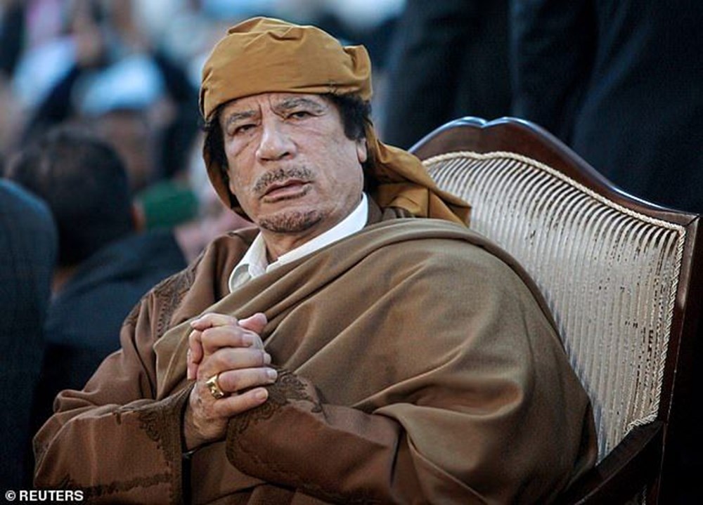 Kaddafi'nin gelini Aline Skaf yine dehşet saçtı: Hepinizi ezerim - 5