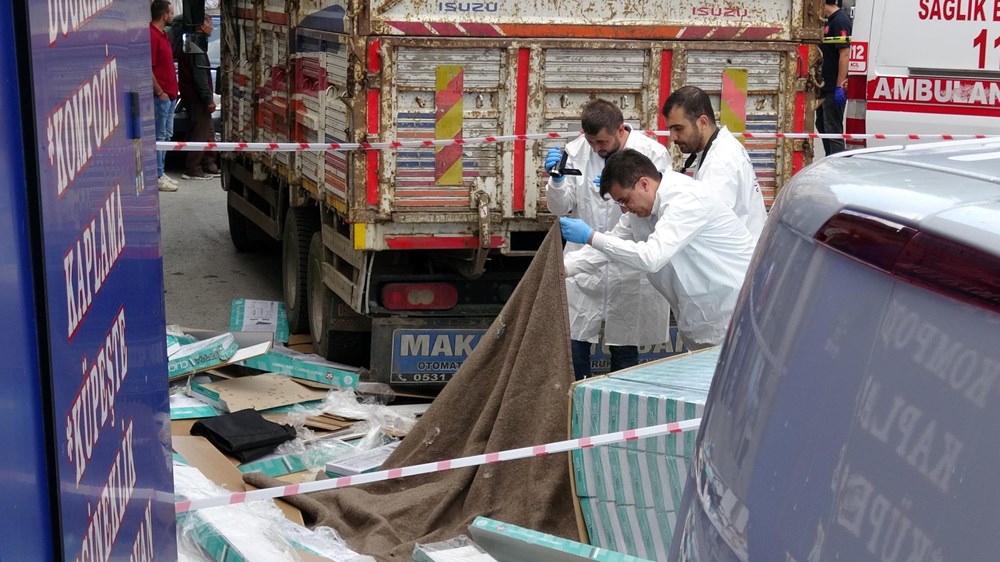 Düşen yükü tutmak isteyen 14 yaşındaki Ahmet yaşamını
yitirdi - 4