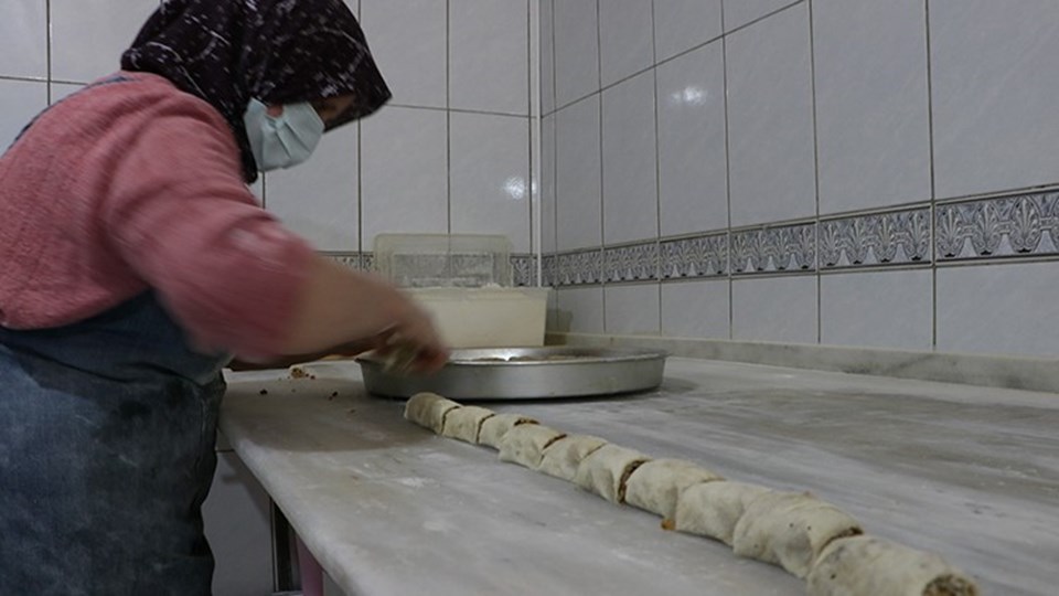 Samsun'un tescilli lezzeti 'nokul' ramazan sofralarını süslüyor - 1
