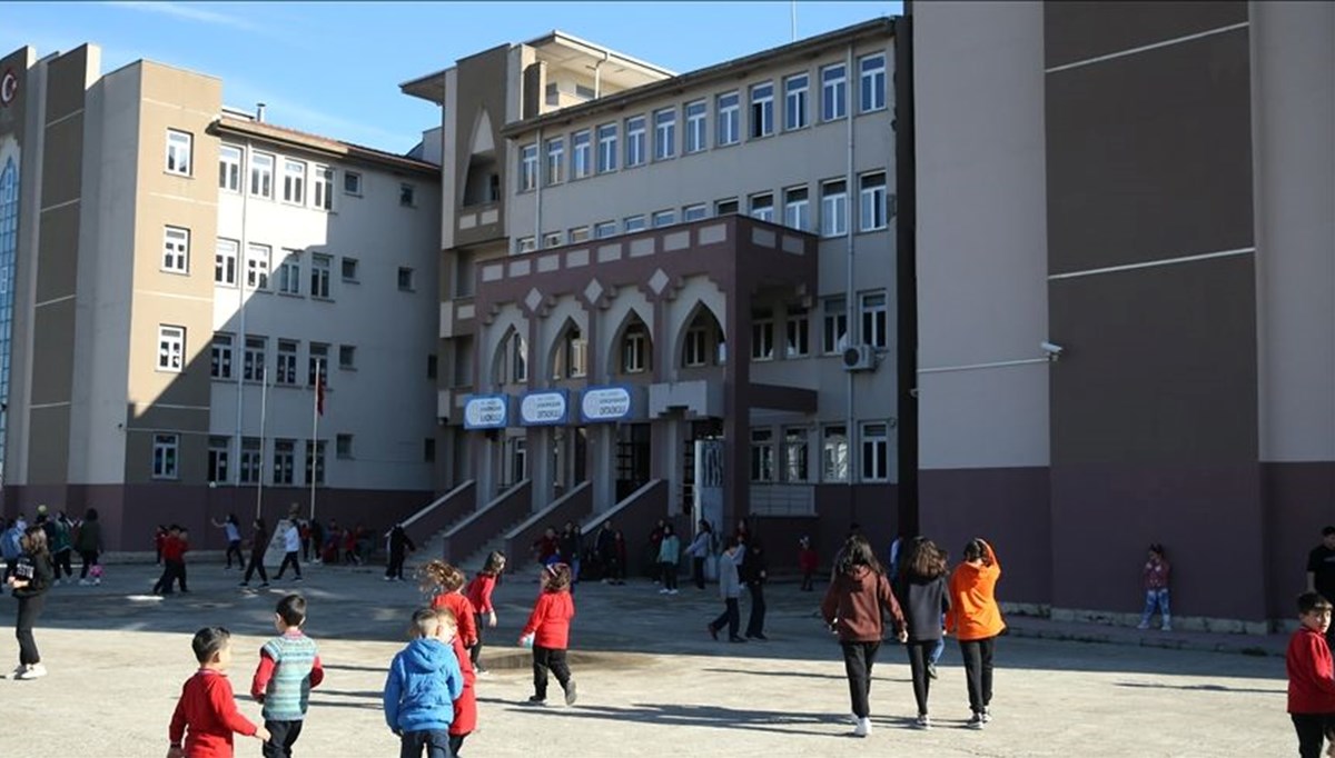 Lise öğrencileri 19 spor dalından birini seçebilecek Lise öğrencileri 19 spor dalından birini seçebilecek