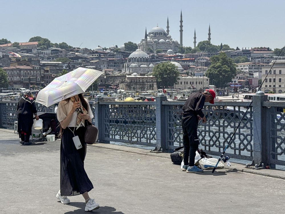 İstanbul’da güneş yakacak! AKOM saat verip yüksek sıcaklık uyarısı yaptı - 3