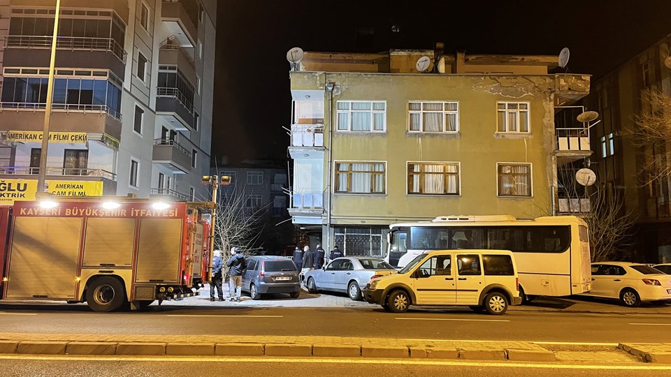 Kayseri'de ev yangını: Bir kişi hayatını kaybetti - 1