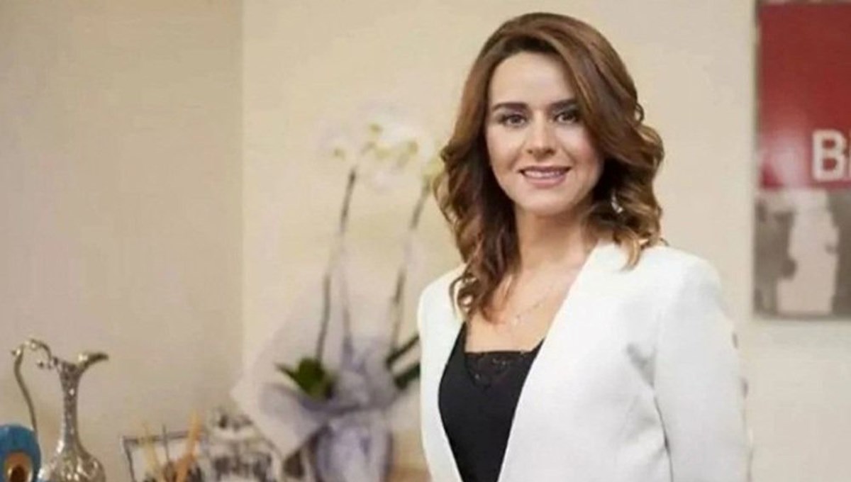 Seçil Erzan 5. kez hakim karşısında | Duruşmaya giden cezaevi aracı kaza yaptı Seçil Erzan 5. kez hakim karşısında | Duruşmaya giden cezaevi aracı kaza yaptı