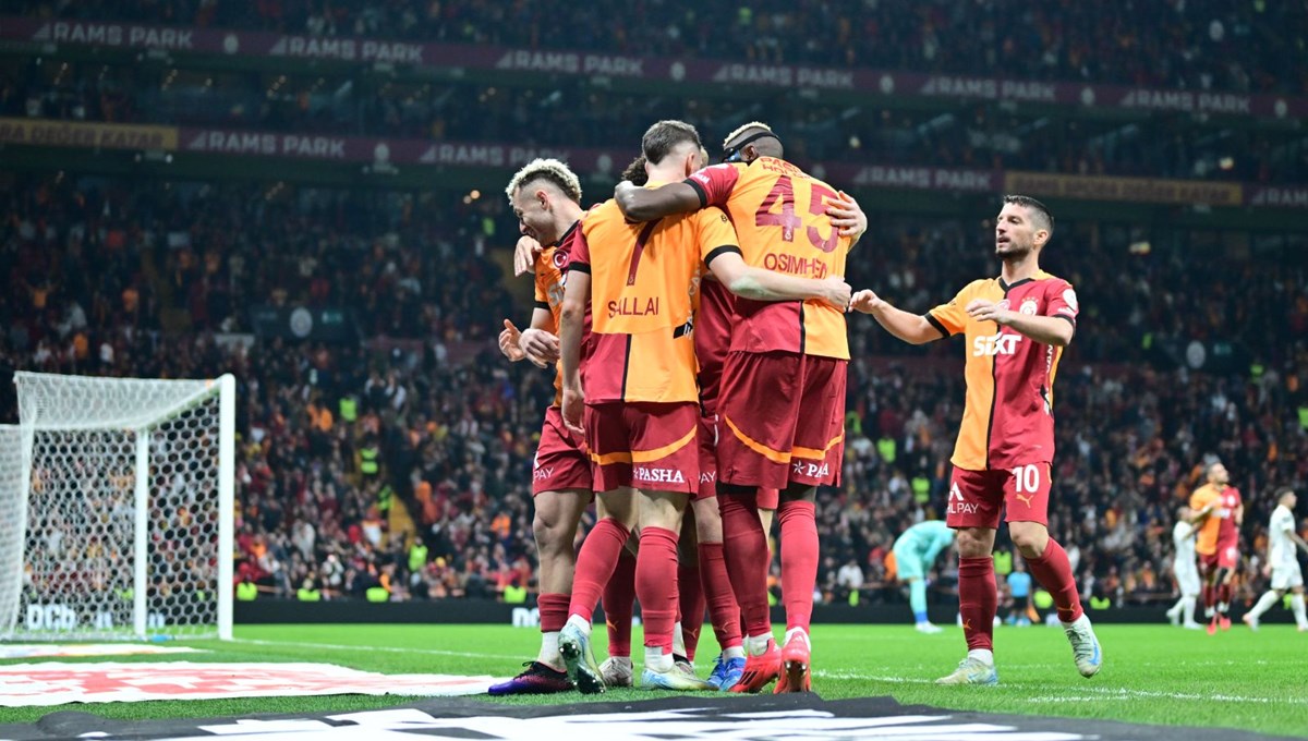 Galatasaray ilk 8 yolunda kritik deplasmanda: Malmö maçı muhtemel 11'i