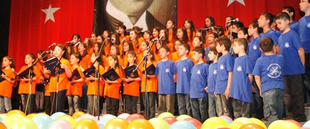2 bin 500 çocuk resimleriyle ödüle koştu