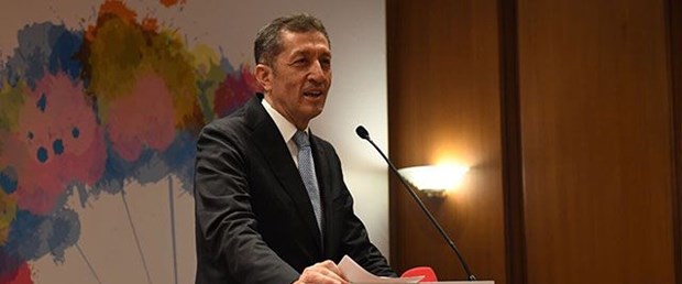 bakan-selçuk.jpg