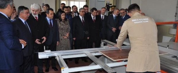 bakan yılmaz.jpg