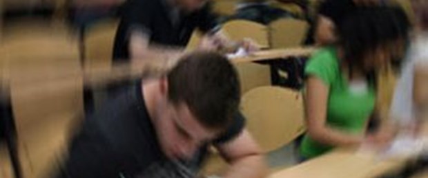 'Cevap anahtarını okuyorum; yazabildiniz mi?'