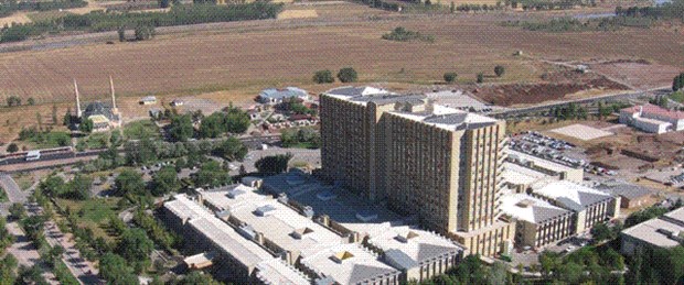 Cumhuriyet Üniversitesi'ne bin kişilik yurt