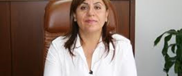 'Demir'in istifa etmemesi krizi derinleştiriyor'