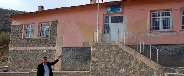 Öğretmenler rapor aldı, olan öğrencilere oldu
