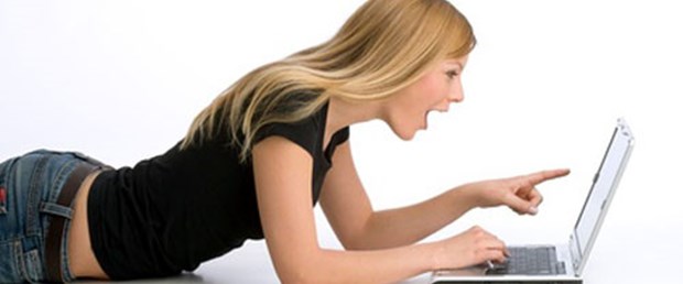 Üniversitelilere internetten ücretsiz dil eğitimi