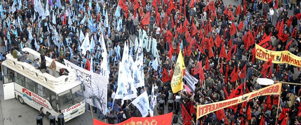 YÖK'ü protesto ettiler
