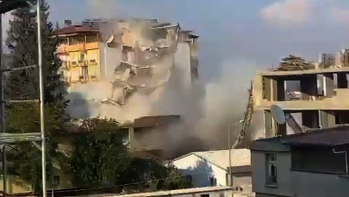 6 katlı bina yıkım sırasında çöktü